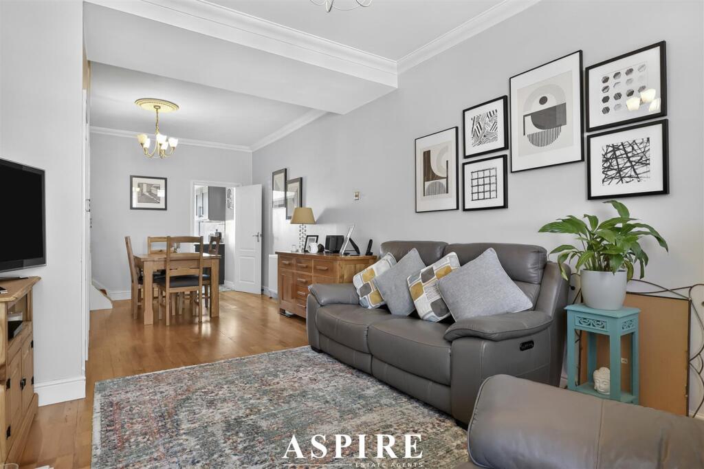 House in Southend-on-Sea, Essex - View 3