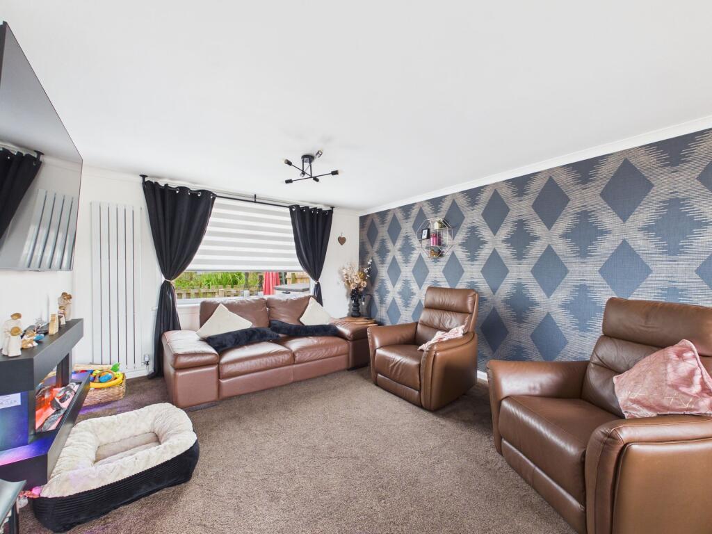 House in Motherwell - View 2