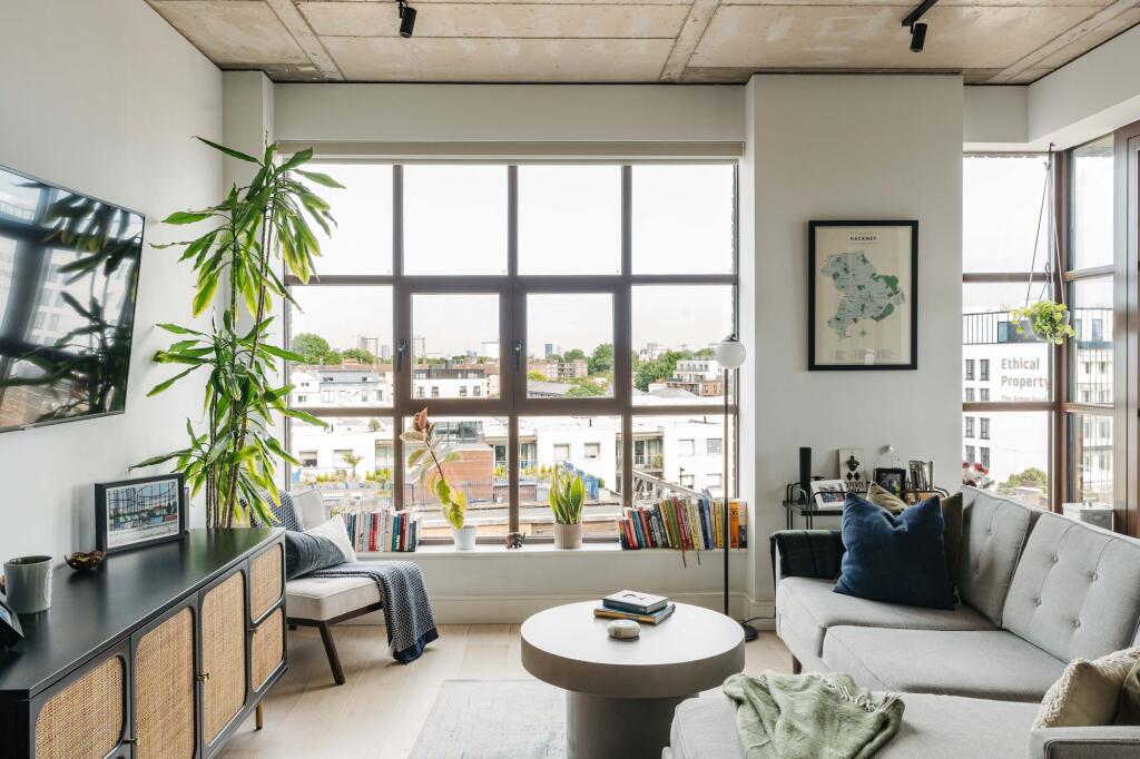 Apartment in London - View 5