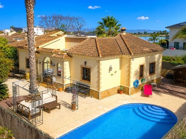 Main image of property: Valencia, Alicante, Formentera Del Segura