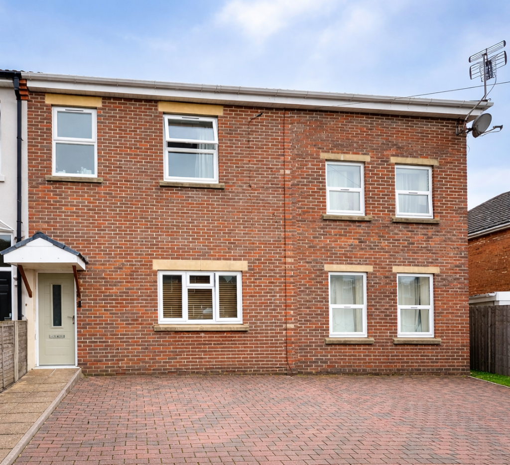 Main image of property: SPACIOUS Newly Finished 5-BEDROOM Home | Private Garden | On-Street Parking |