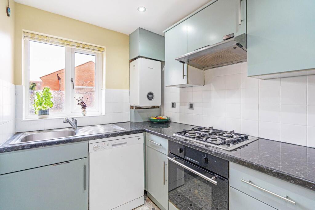 House in Kingston upon Thames - View 5