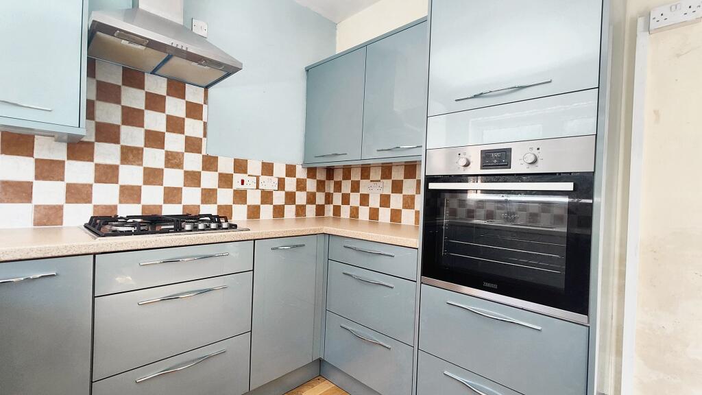 Lambrook Road, Bristol, BS16 photo 3
