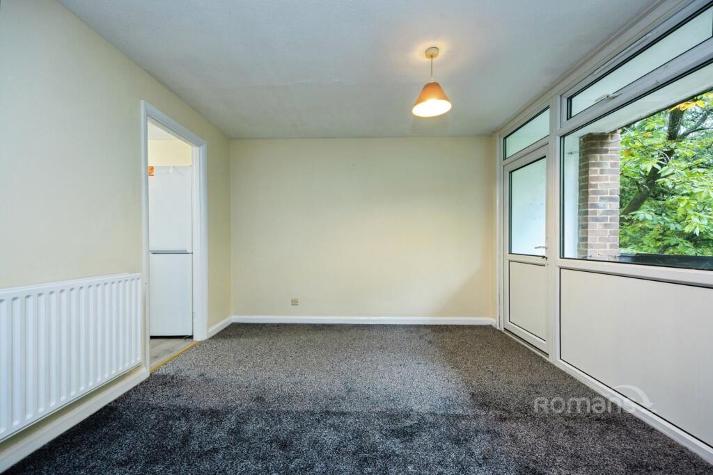 Apartment in Guildford - View 5