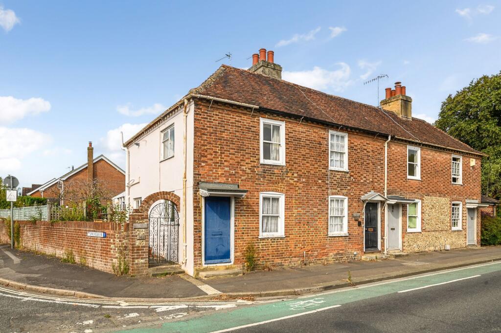 2-bed terraced on 148, Broyle Road, Chichester, PO19, £250,000
