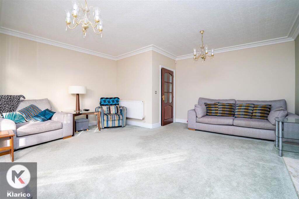 House in Birmingham, Billesley - More