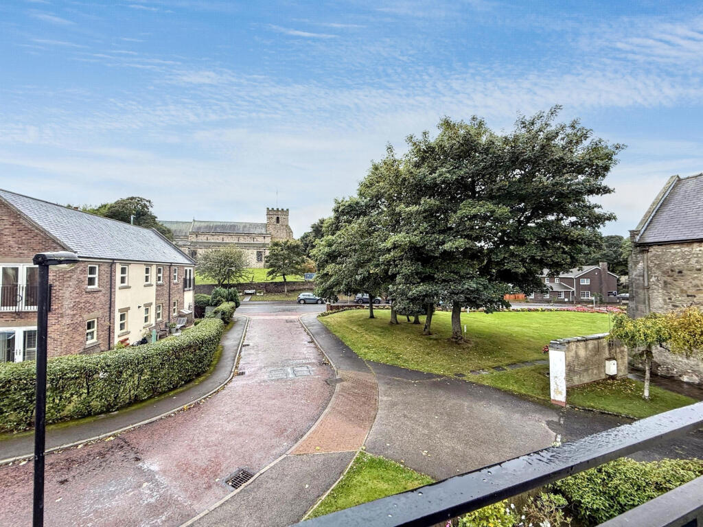 Apartment in Sunderland - View 3