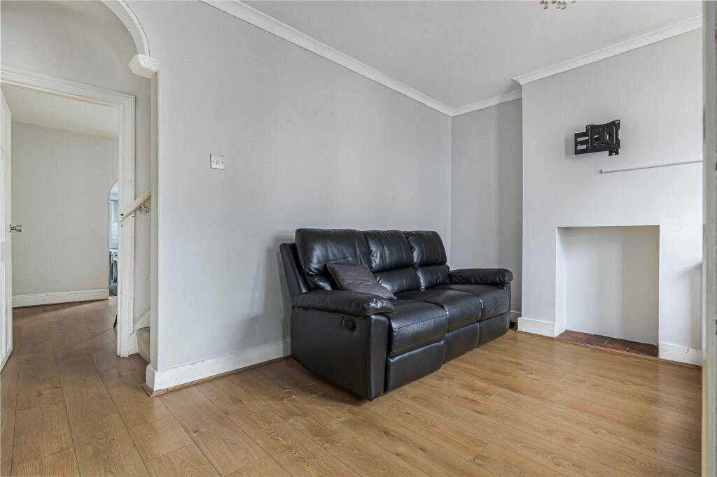 House in Rochester - View 4