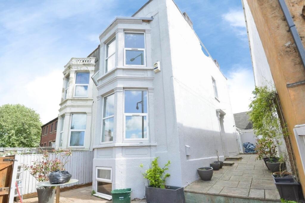 Main image of property: Stapleton Road, Easton, Bristol, BS5 0NJ