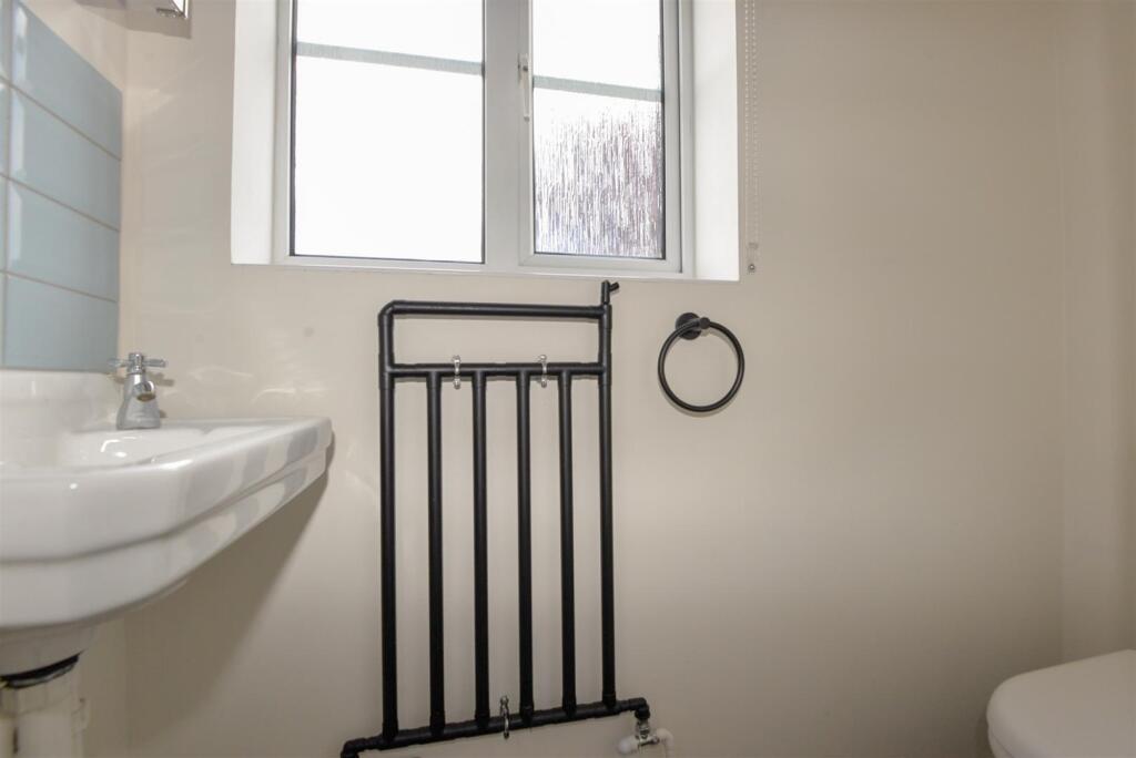 Additional image 9 of Moorland Road, Street