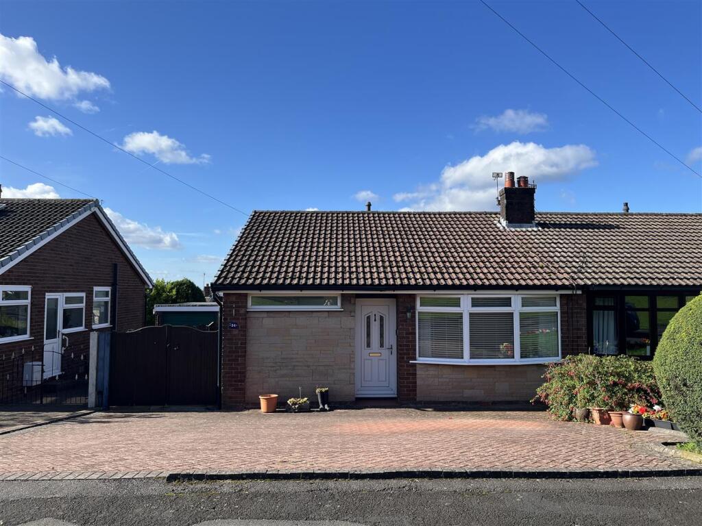 Main image of property: Maple Avenue, Stalybridge