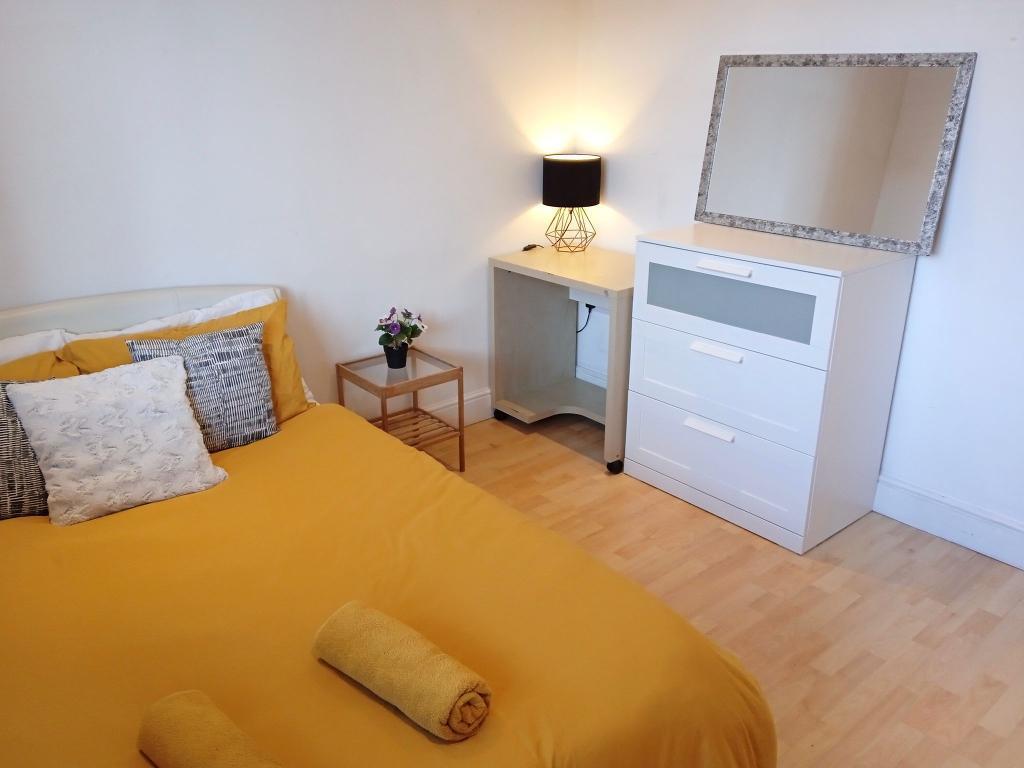 4 bedroom terraced house for rent