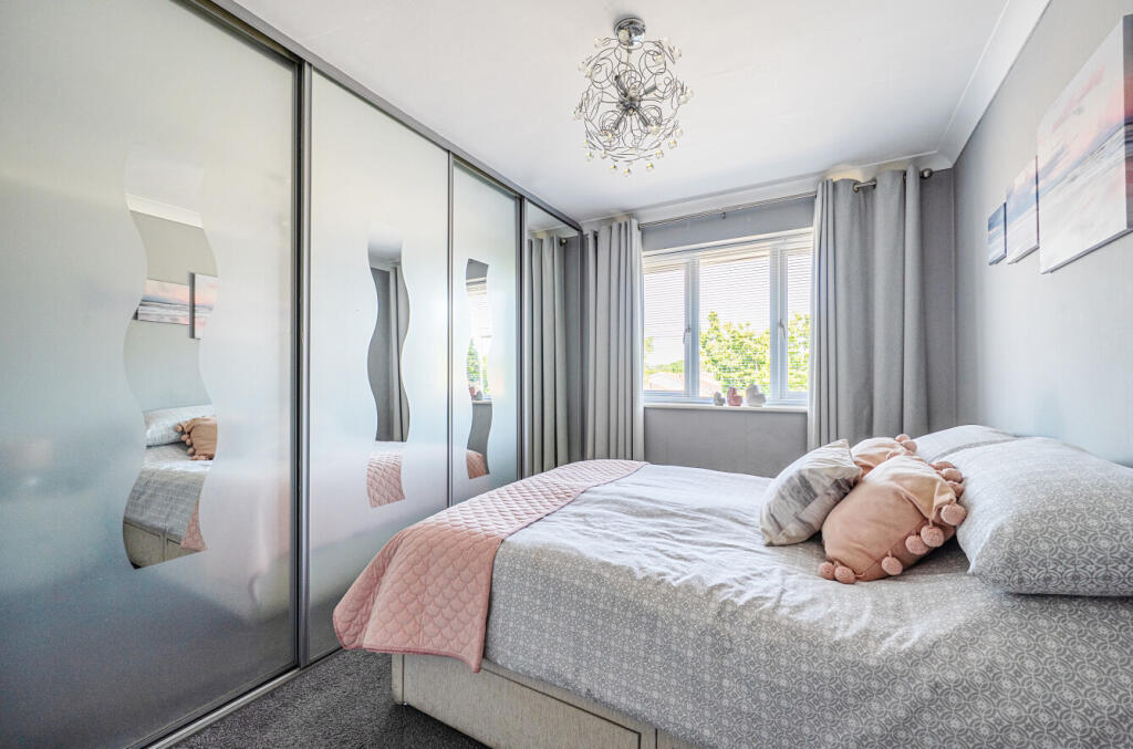 House in Worthing, Salvington - More