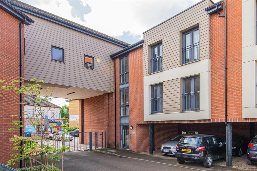 Property photo 8