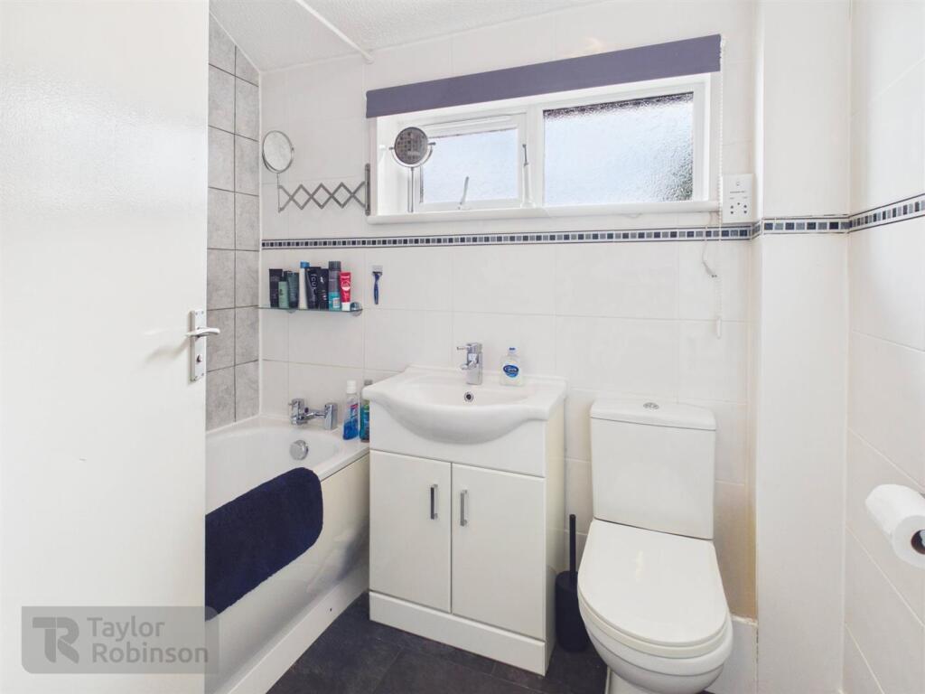 House in Crawley, West Sussex - View 5