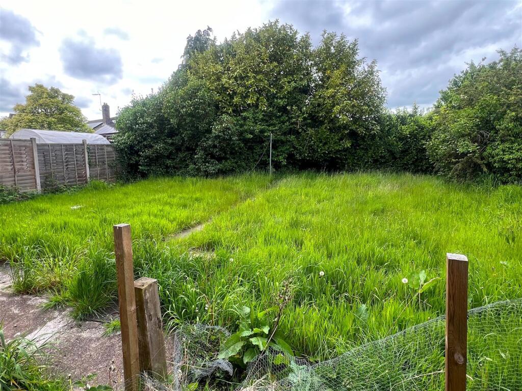 Chetwynd Road, Edgmond, Newport photo 3