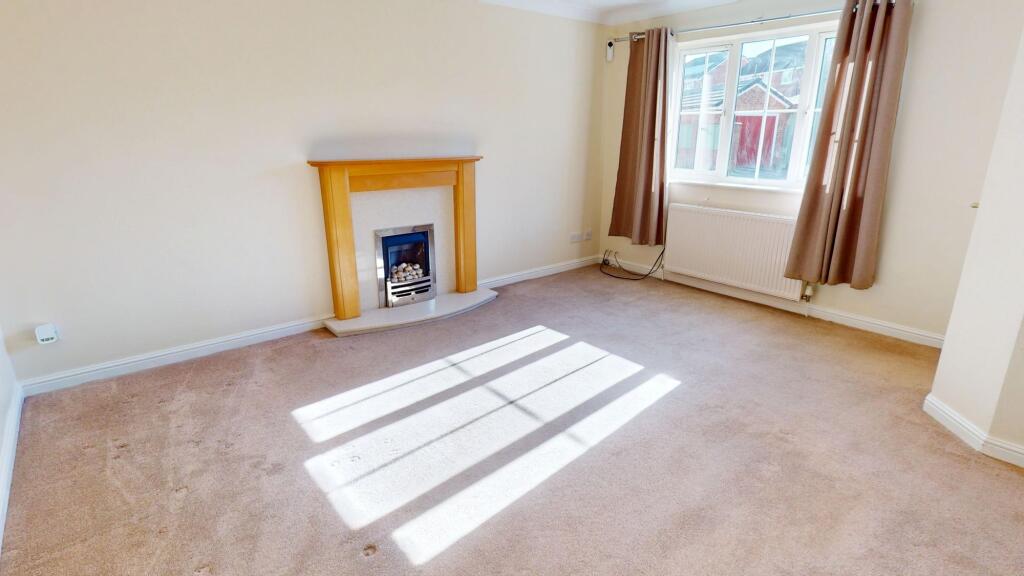 House in Doncaster, Loversall - View 2