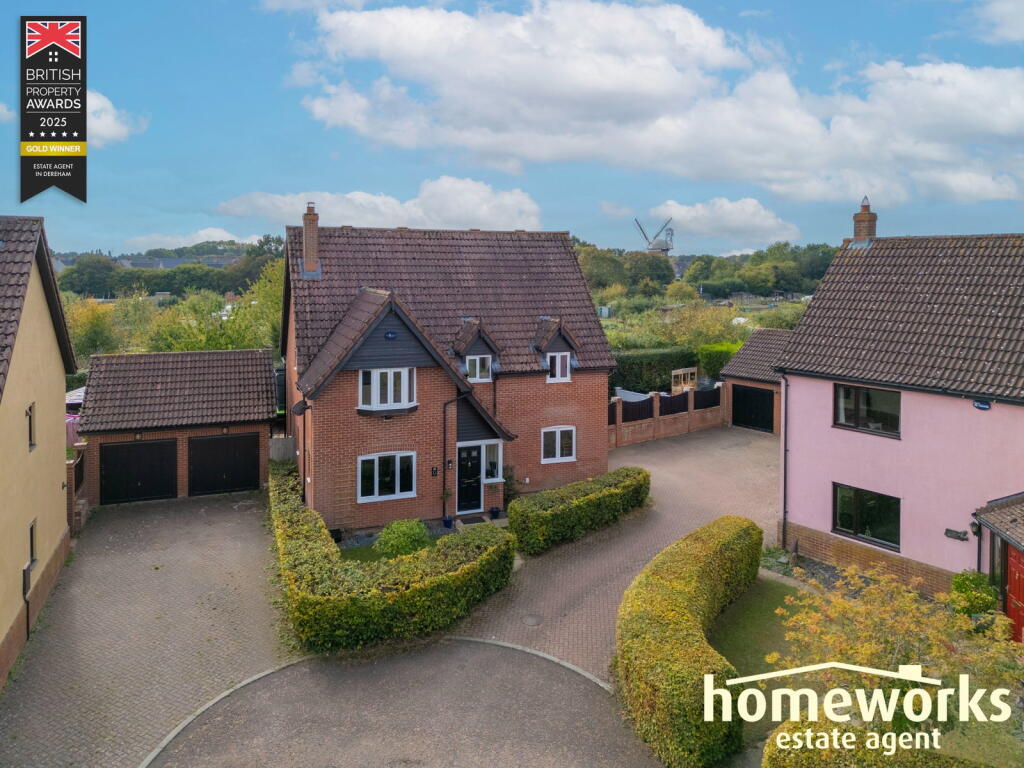 4-bed detached on Elderberry Drive,Dereham,NR20 3ST, £450,000