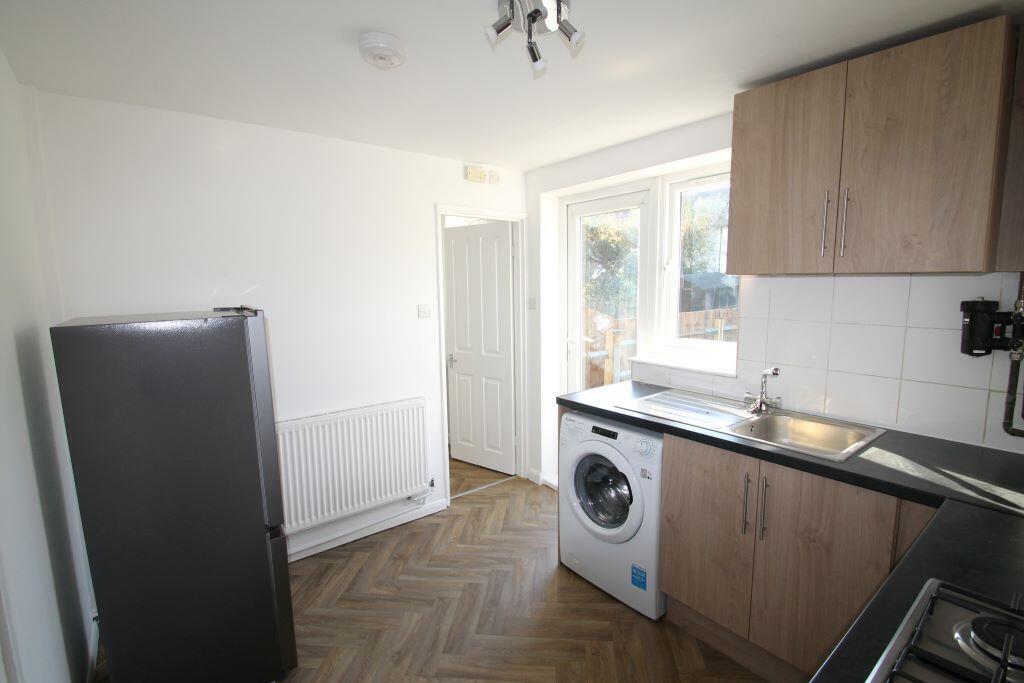 House in Romford - View 4