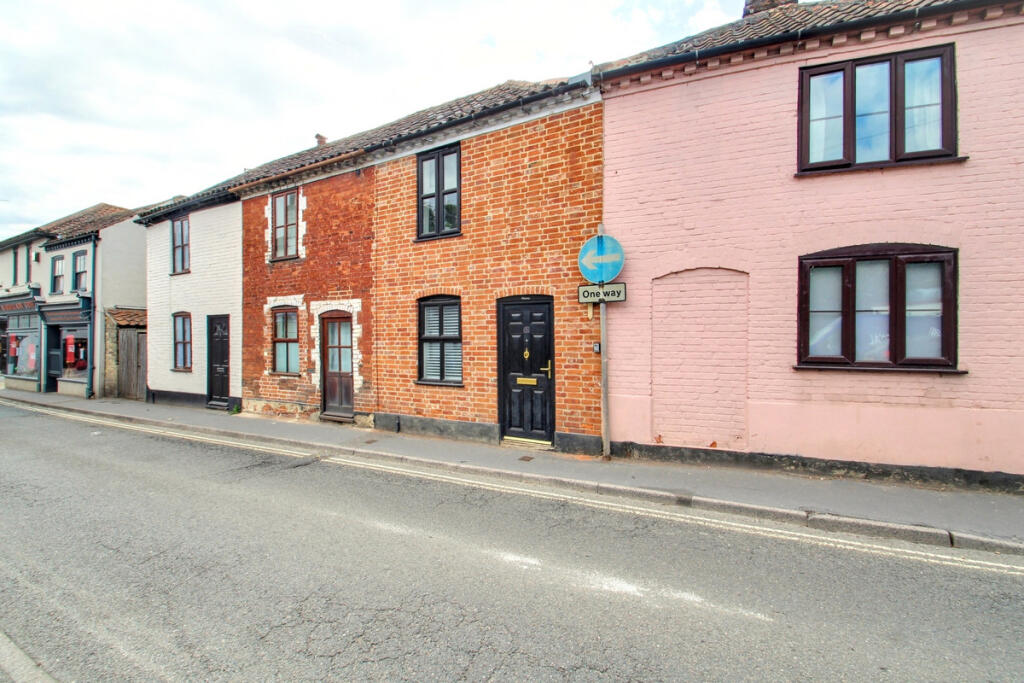 Main image of property: Newgate, Beccles, NR34 9