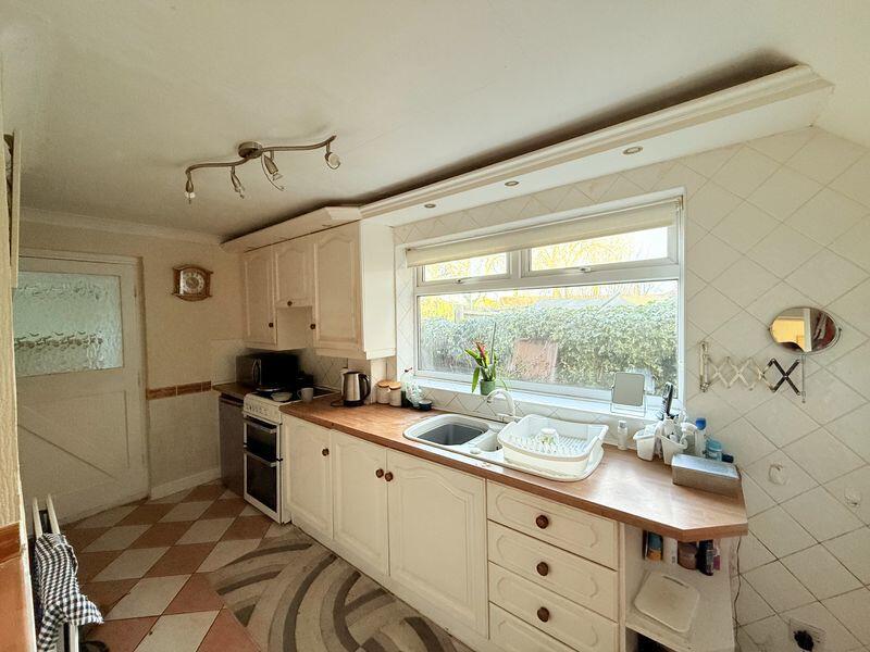 Castlereagh Close, Newton Aycliffe photo 5