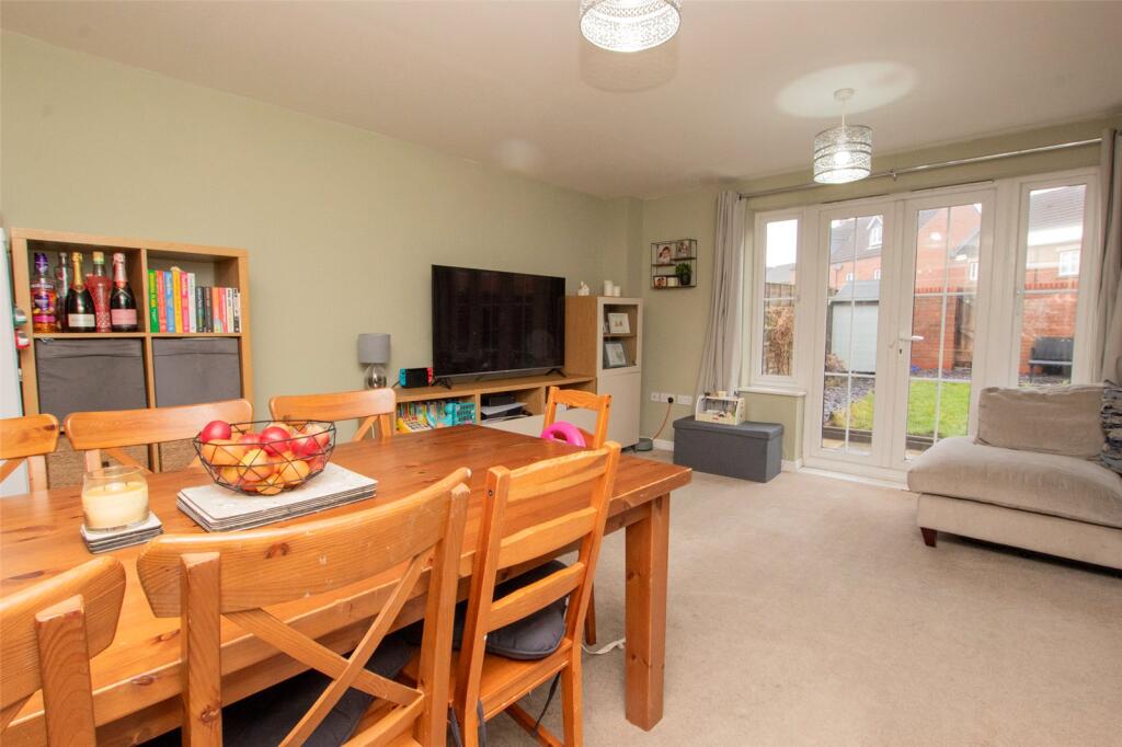 Careys Way, Weston-super-mare, North Somerset, BS24 photo 2