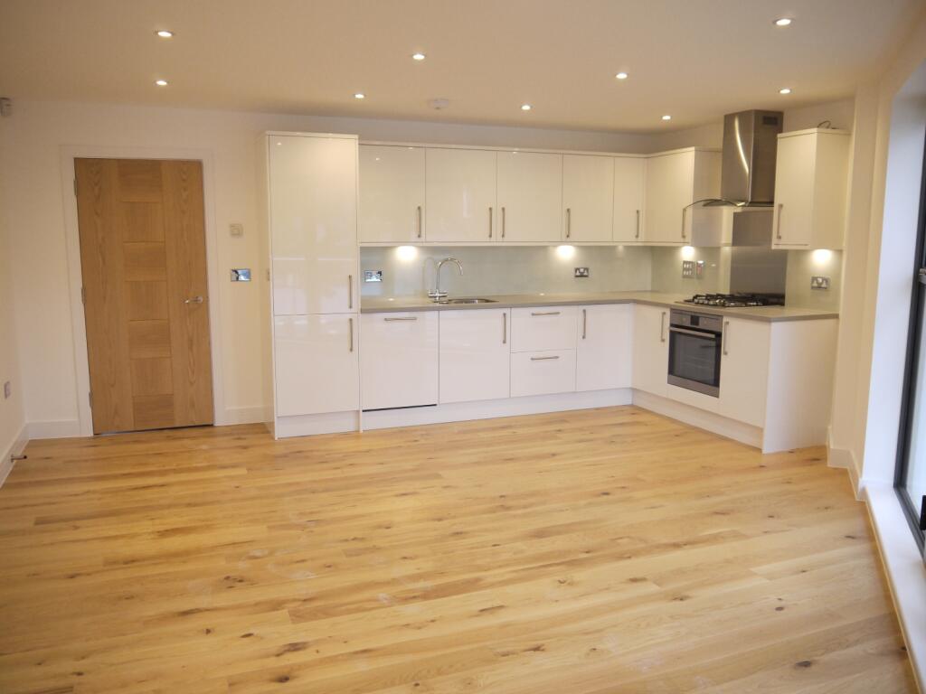 Apartment in London, Chatterton Village, Widmore - View 2