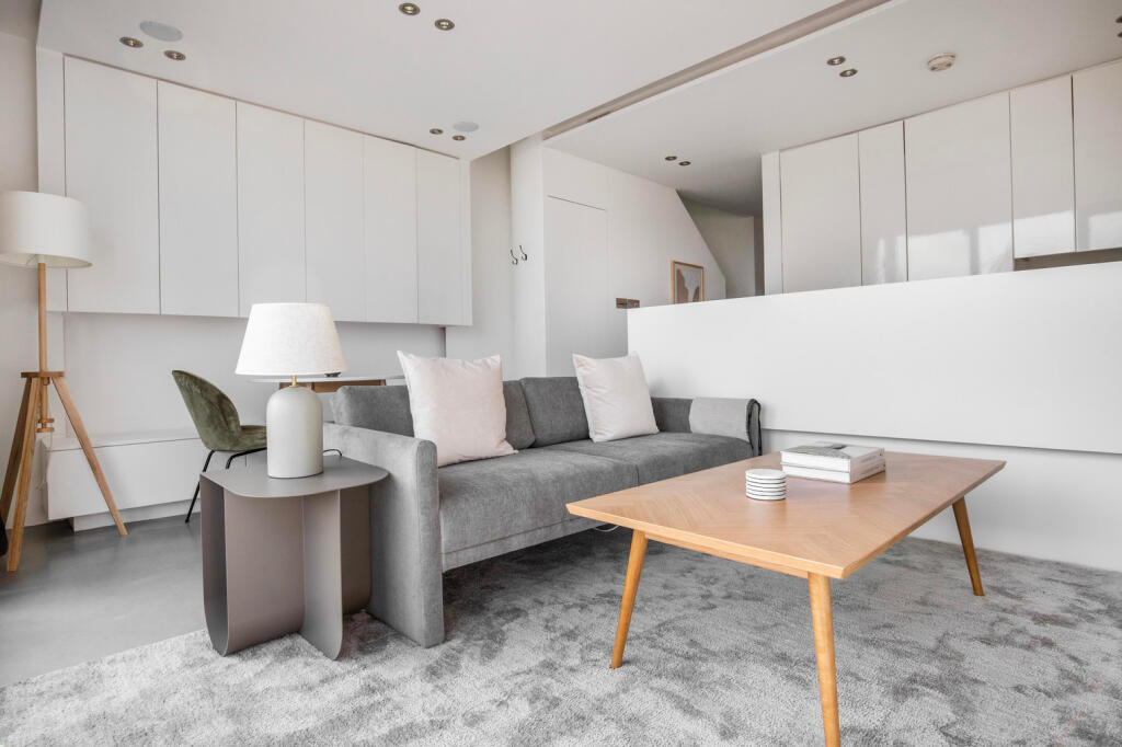 Main image of property: De Beauvoir Crescent, Hackney, London