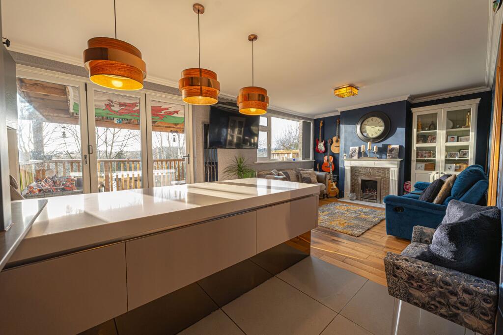 House in Newport, Malpas - View 5