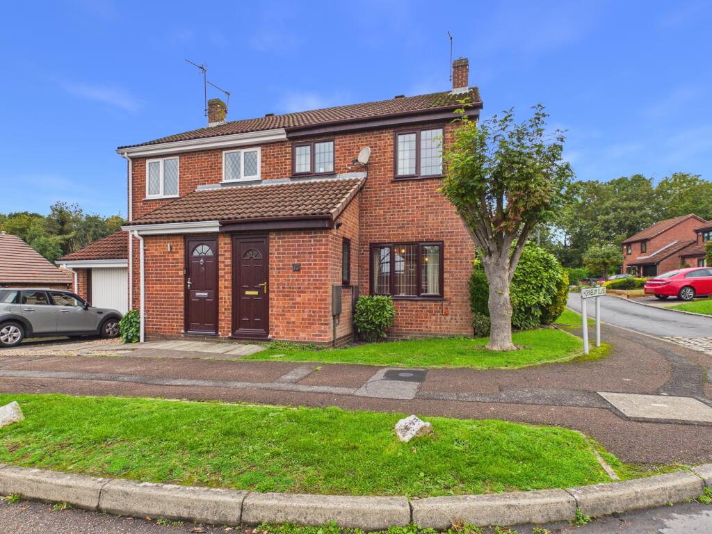 3-bed terraced on Spindletree Drive, Oakwood, £240,000