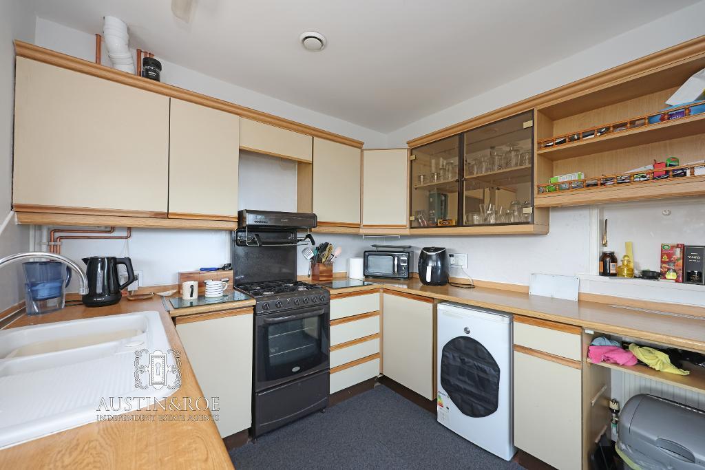 Meadow Way, Stone, Staffordshire, ST15 0JT photo 5