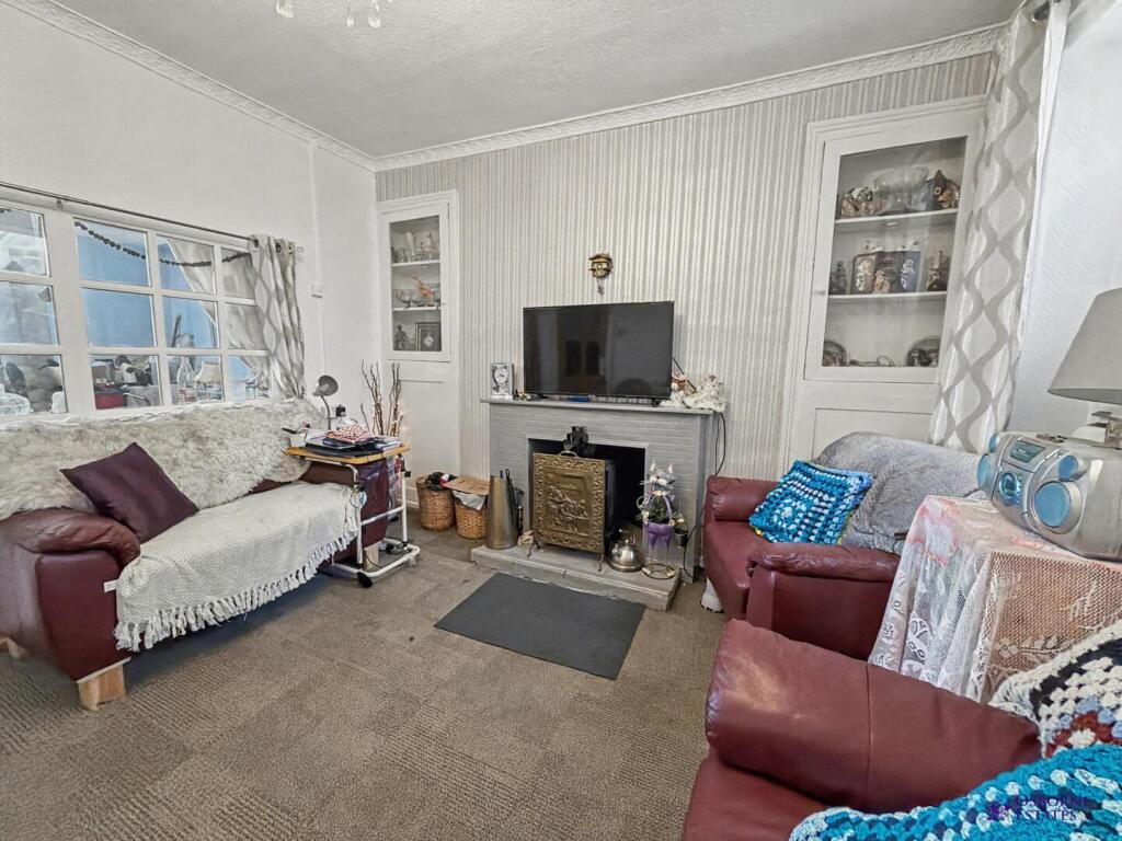 House in Gilfach Goch - View 4