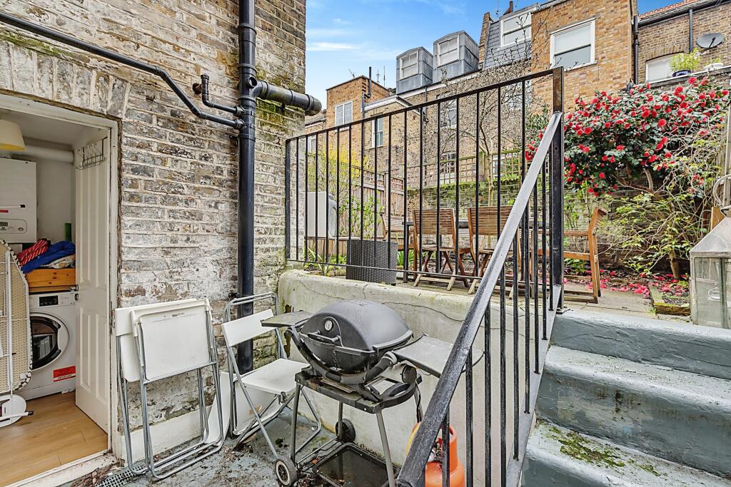 4 bedroom terraced house for rent