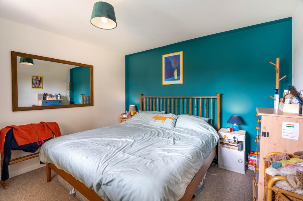 Apartment in Cambridge, Chesterton - View 4