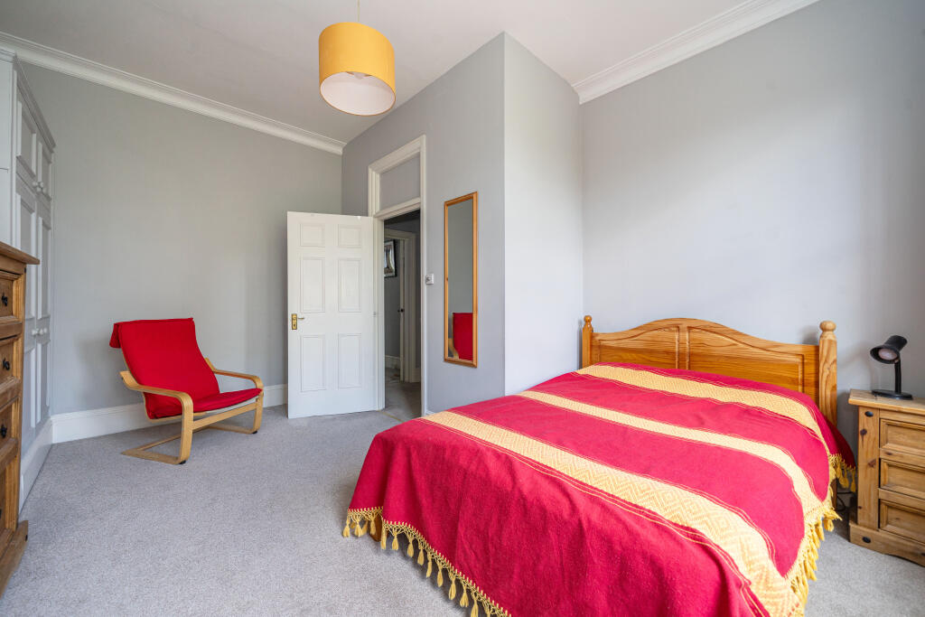 Apartment in London, Kilburn - View 3