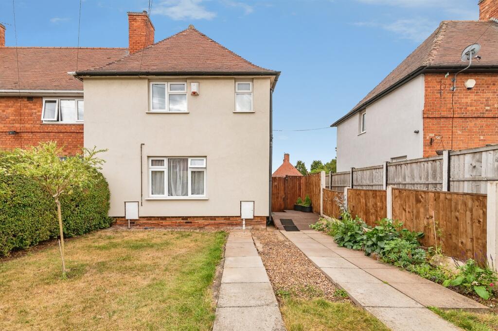 Main image of property: Rosslyn Drive, Nottingham