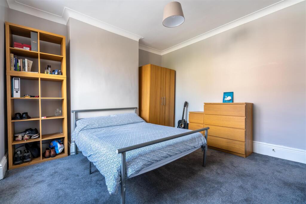 House in Sheffield - View 4