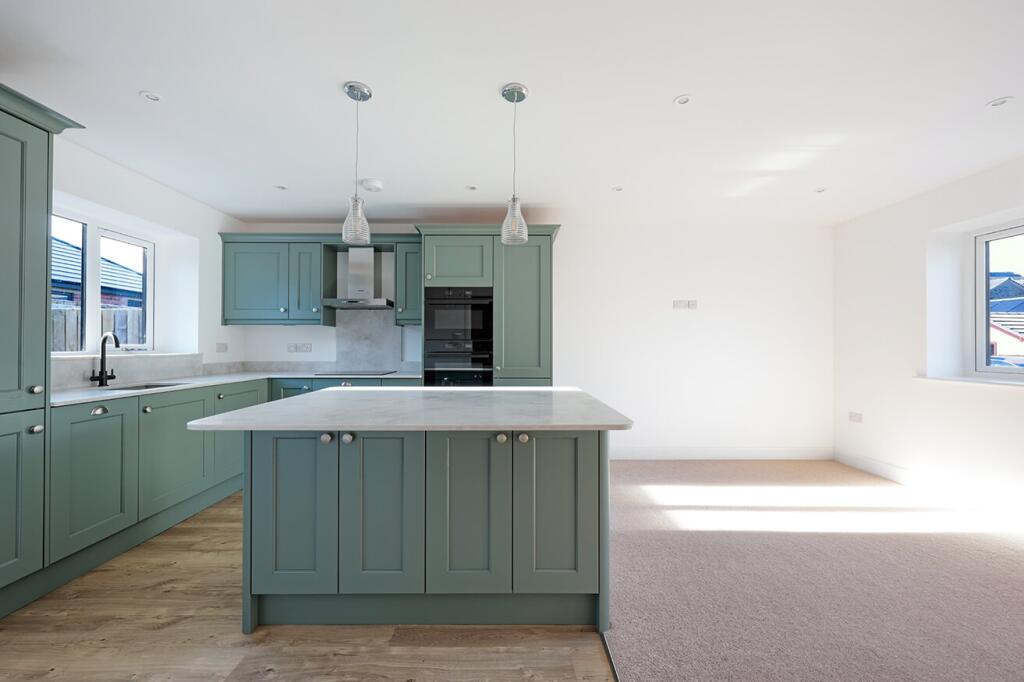 House in Ribble Valley, Longridge - More