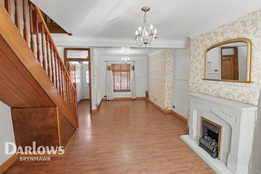 House in Newport - View 2