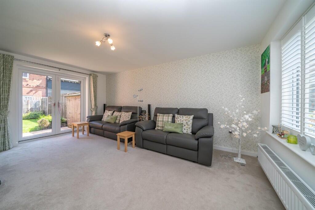 House in Dacorum, Hertfordshire - View 2