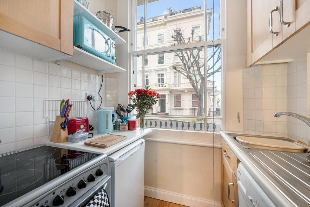 Main image of property: Gloucester Street, London, SW1V