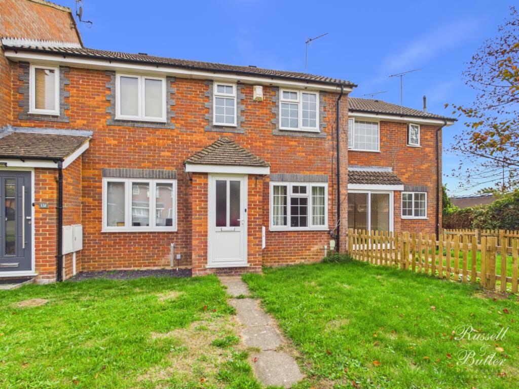 Main image of property: Burleigh Piece, Buckingham, Buckinghamshire, MK18