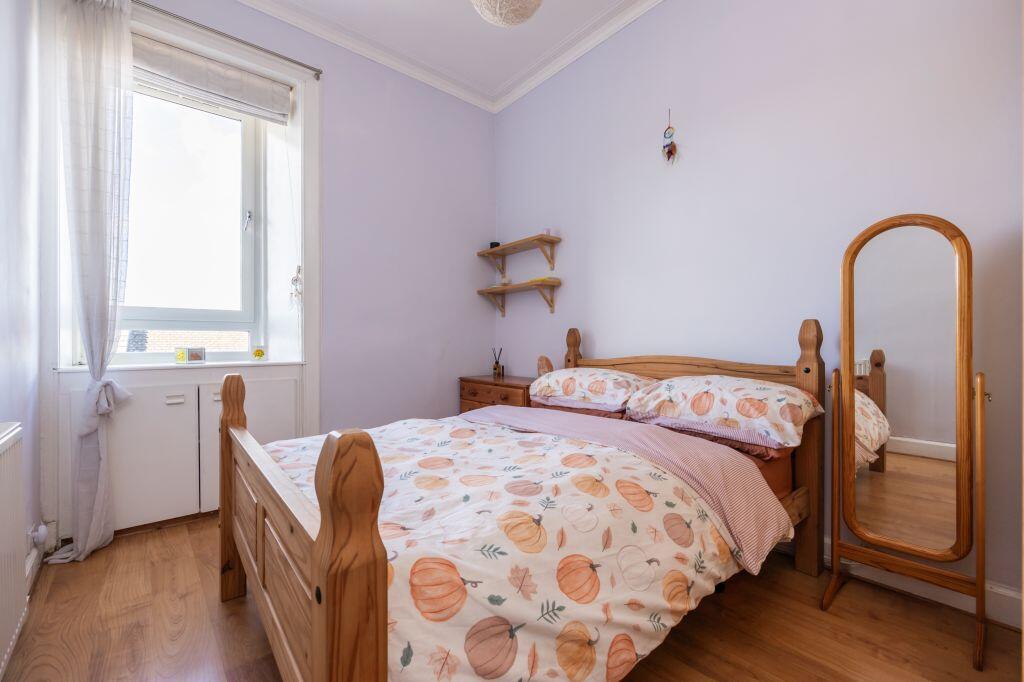 Apartment in Edinburgh, Hillside, Leith Central - View 5