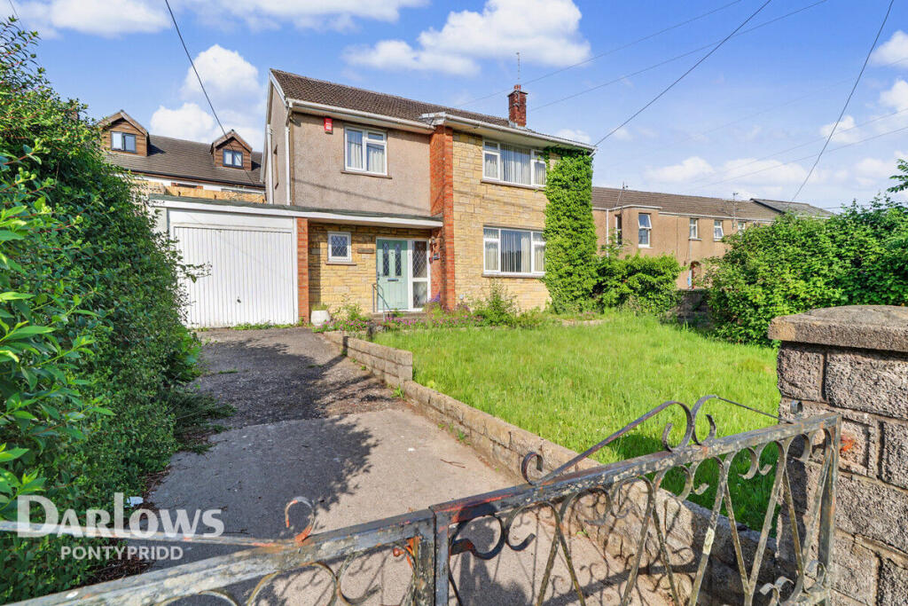House in Pontypridd, Rhondda Cynon Taf - View 2