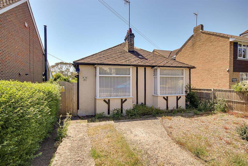 Main image of property: Sompting Road, Lancing, BN15