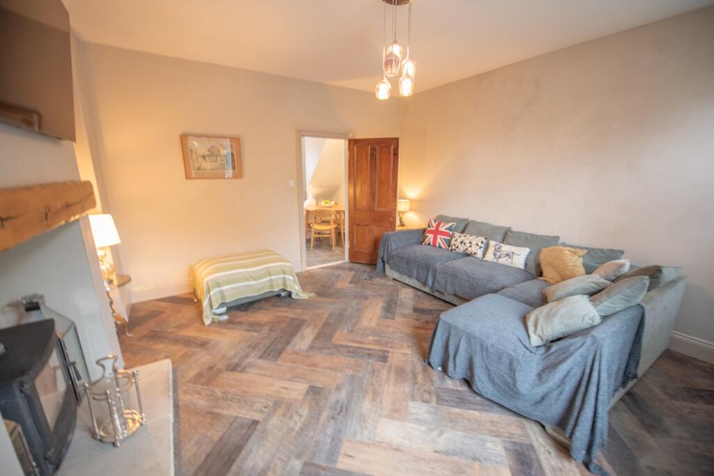 House in Bradford, Steeton with Eastburn - View 5