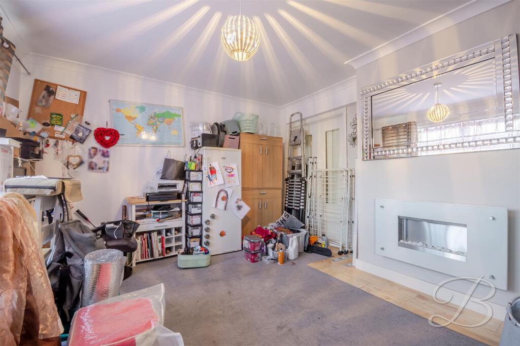 House in Nottingham - View 5
