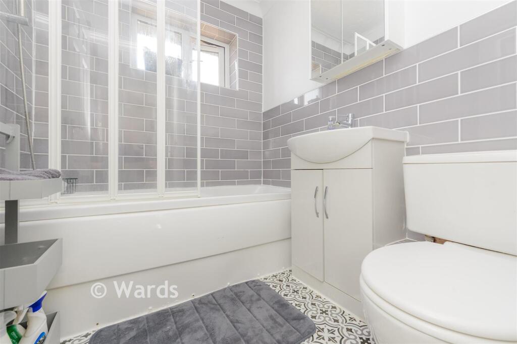 Apartment in Dartford - More