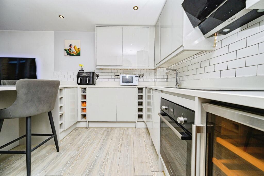 Apartment in Hemel Hempstead - View 5