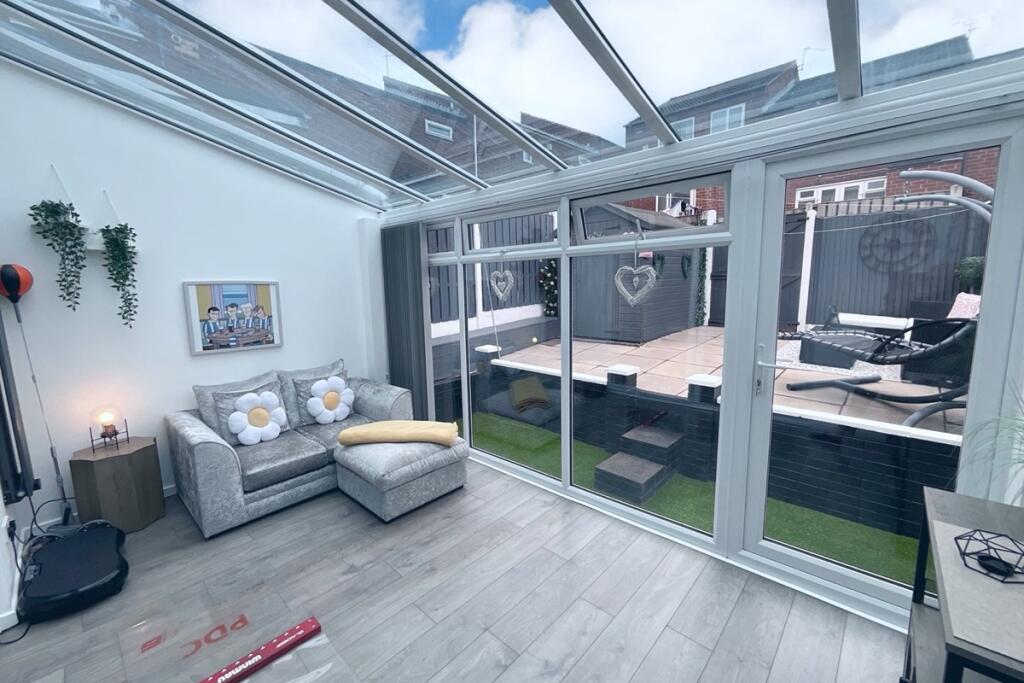 House in Sheffield, South Yorkshire - View 5